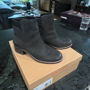 Lucky Brand Hirsi Black Ankle Boot Bootie Size 8